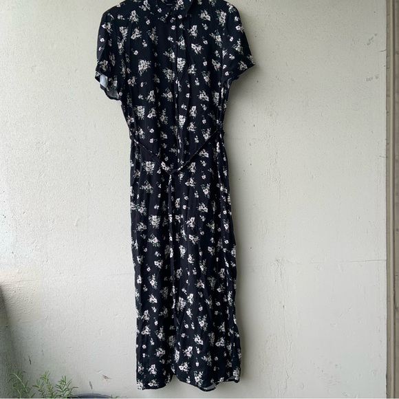 ☀️3/$30☀️ Vero Moda floral shirt dress - Picture 3 of 12